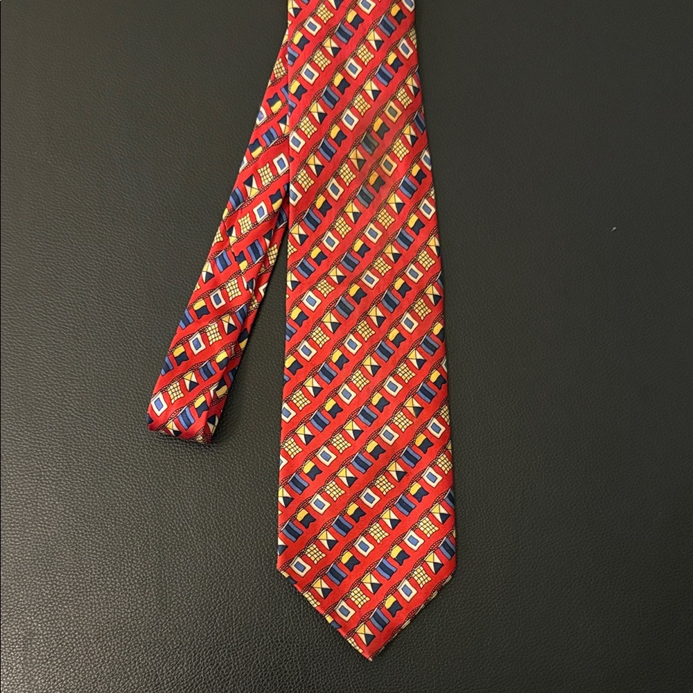 Michelsons of London 100% Silk Vibrant Red and Gold Patterned Men's Tie